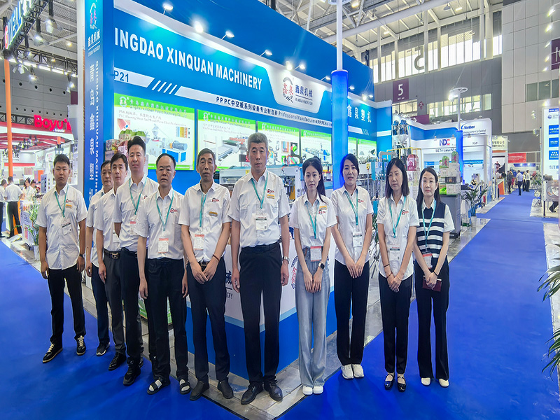 2025 深圳國(guó)際橡塑展青島鑫泉塑料機(jī)械有限公司亮相